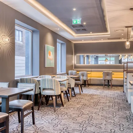 Premier Centre 호텔