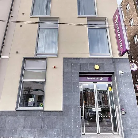 Premier Centre 3* Cork