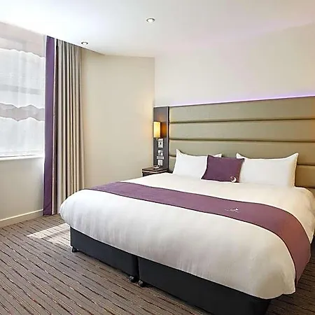 Premier Centre 3*