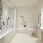 Premier Centre Hotel