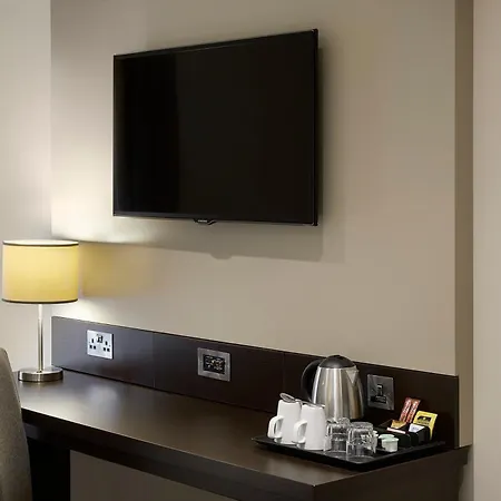 Premier Centre Hotel 3*