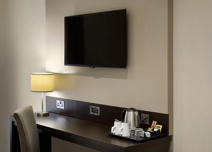 Premier Centre 酒店 3*